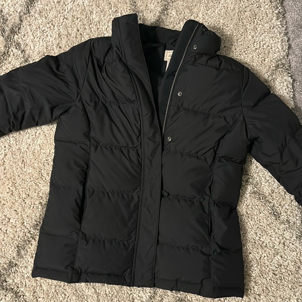 L.L. Bean Black Womens Puffer